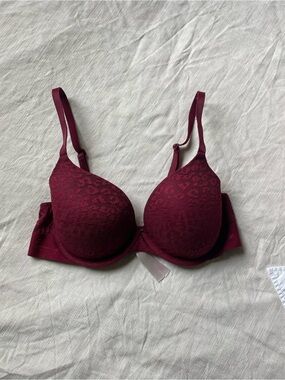 PINK Victoria's Secret Plum Lace-Pattern Push-Up Bra
